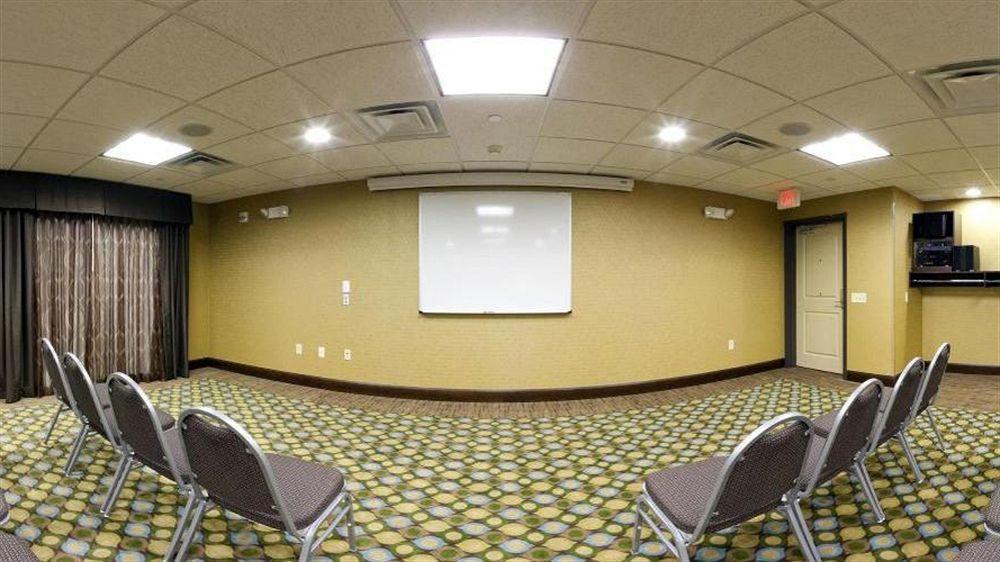 Holiday Inn Express And Suites Limerick - Pottstown By Ihg Buitenkant foto