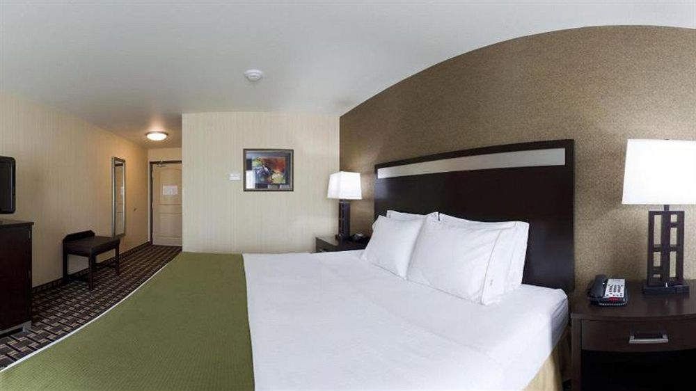 Holiday Inn Express And Suites Limerick - Pottstown By Ihg Buitenkant foto